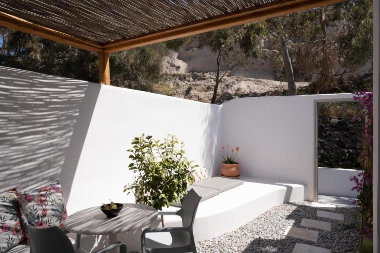 Hotel Goulielmos Akrotiri  Exterior photo